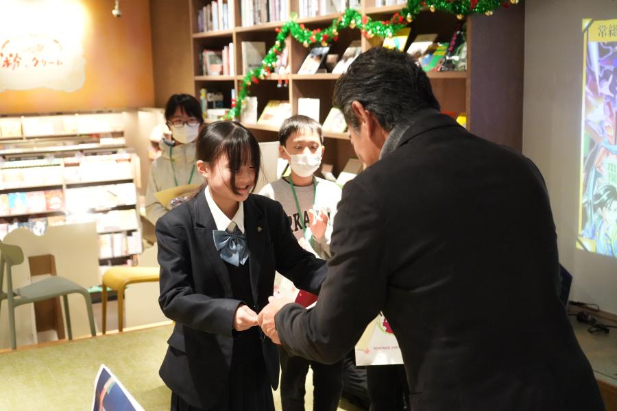 カード大会_表彰4ひな