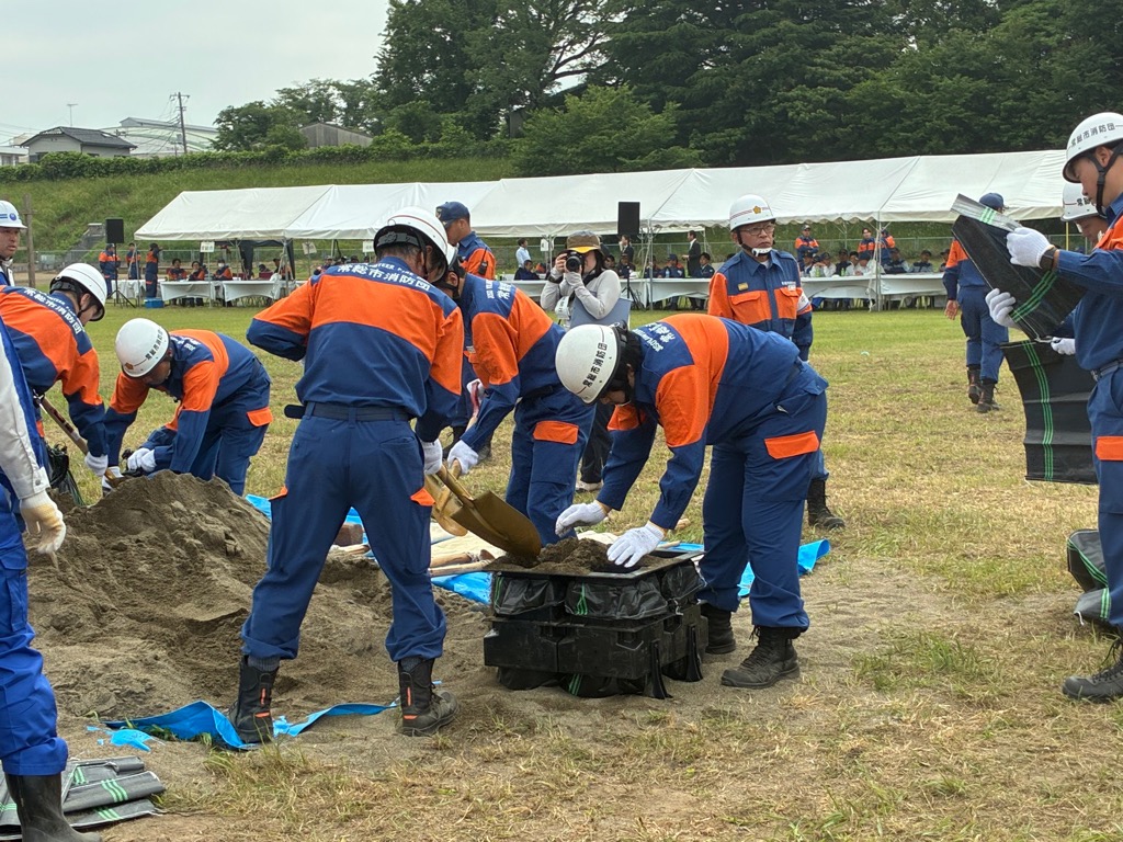 鬼怒小貝水防訓練 土のう製作